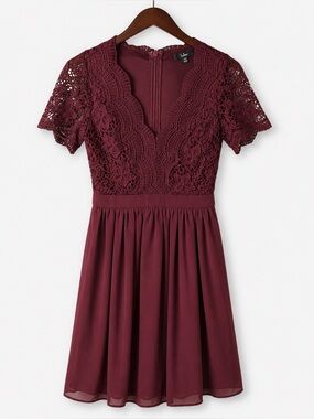 Lulus Dress Womens XS Burgundy Maroon Lace Lacy Mini Party Coquette Feminine